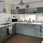Vizpart Hullam Apartman